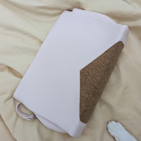 Pixie Mood Pink Cork Purse - Picture 2 of 4